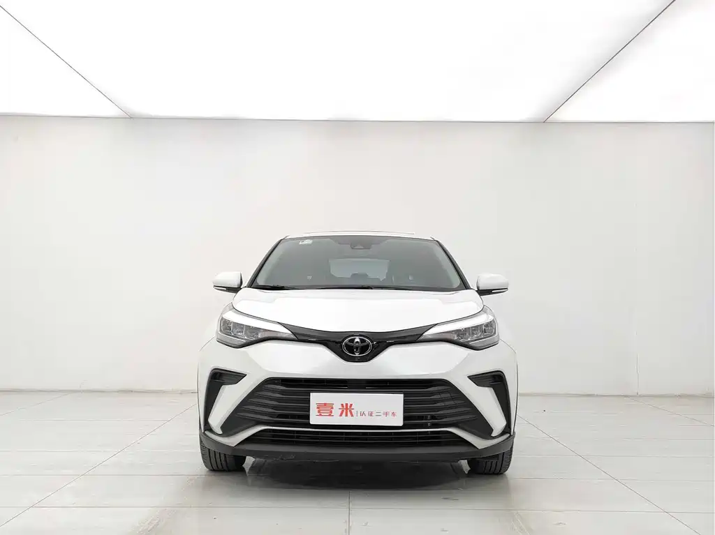 Toyota Toyota IZOA 2021 2.0L Elegance Edition 2021 - thumbnail 2