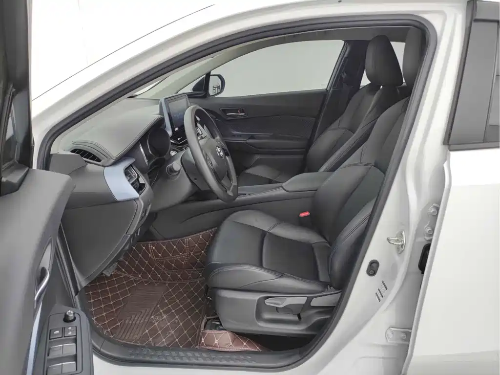 Toyota Toyota IZOA 2021 2.0L Elegance Edition 2021 - thumbnail 7