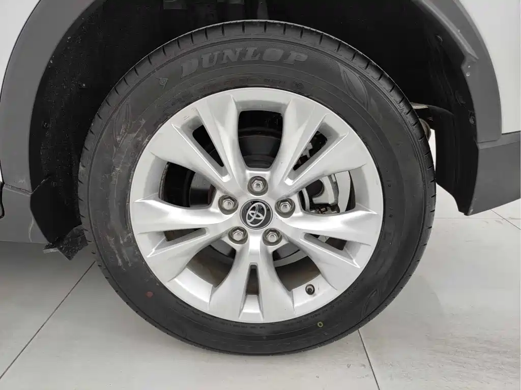 Toyota Toyota IZOA 2021 2.0L Elegance Edition 2021 - thumbnail 13