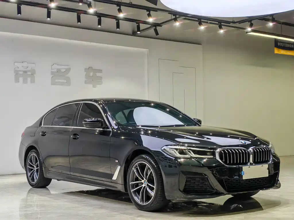 BMW BMW 5 Series 2022 525Li M Sport Package 2023 - thumbnail 3