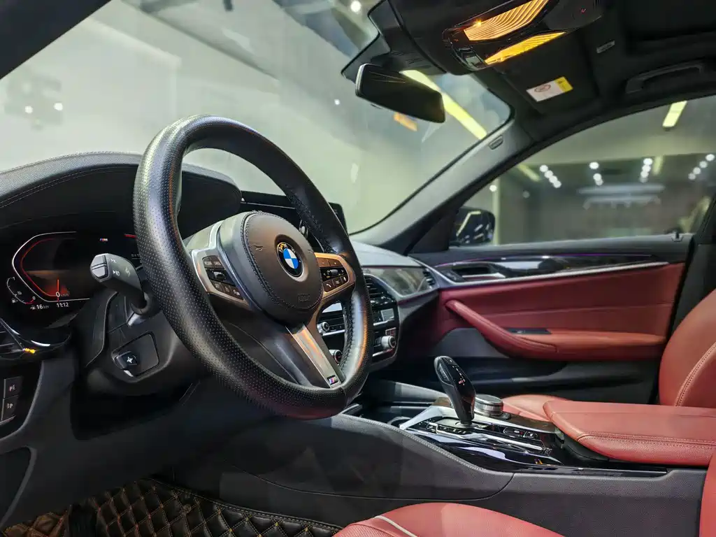 BMW BMW 5 Series 2022 525Li M Sport Package 2023 - thumbnail 8