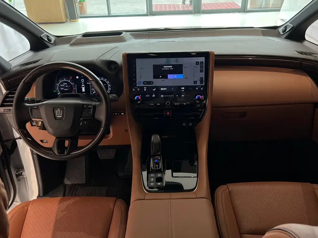 Toyota Alphard 2024 Crown Hybrid 2.5L Executive Premium Version 2024 - thumbnail 8