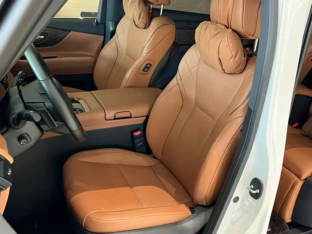 Toyota Alphard 2024 Crown Hybrid 2.5L Executive Premium Version 2024 - thumbnail 11