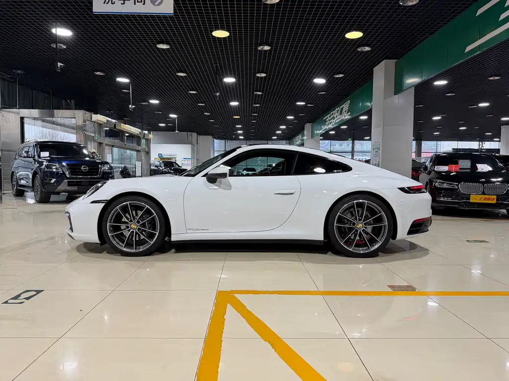 Porsche Porsche 911 2023 Carrera 3.0T 2025 - thumbnail 3