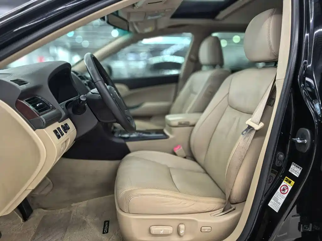 Toyota Toyota Crown 2010 2.5L Royal Leather Sunroof Navigation Edition 2011 - thumbnail 12