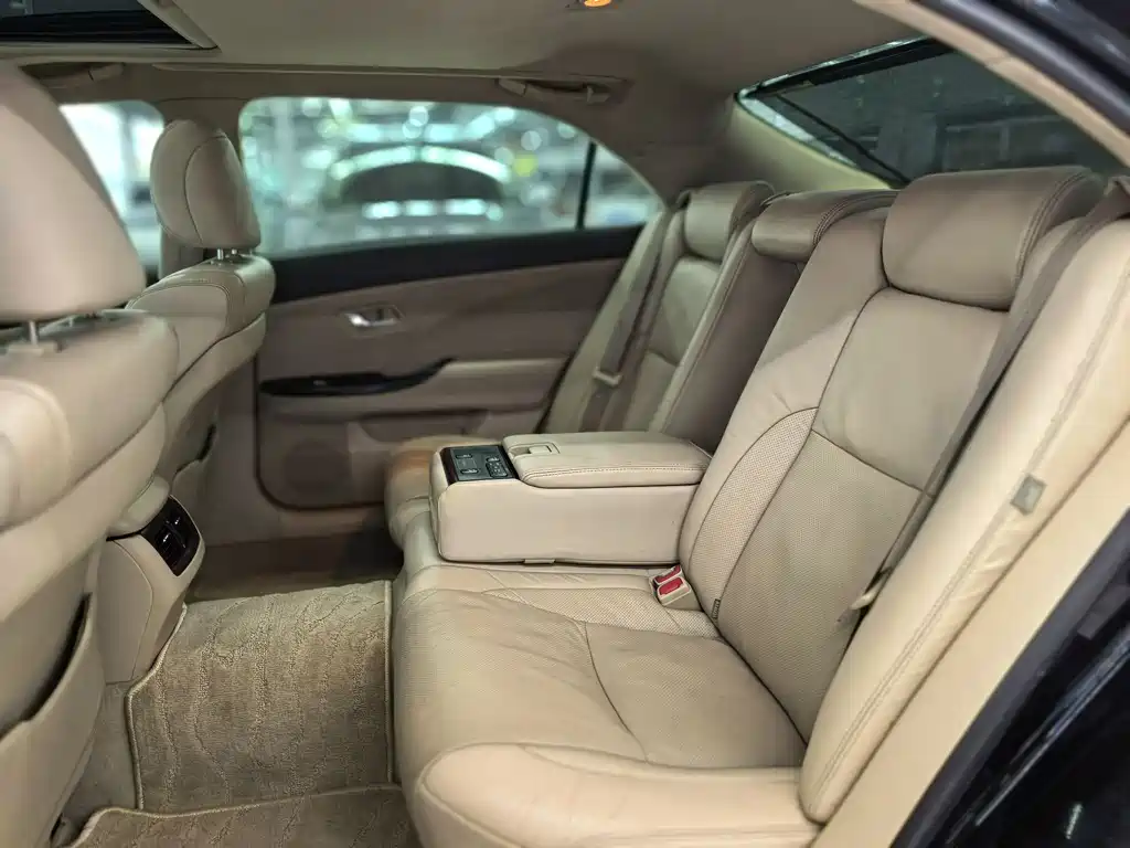 Toyota Toyota Crown 2010 2.5L Royal Leather Sunroof Navigation Edition 2011 - thumbnail 14