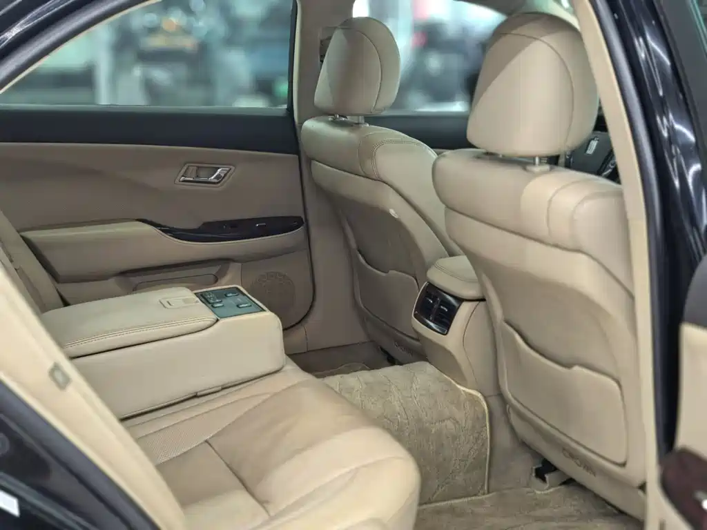 Toyota Toyota Crown 2010 2.5L Royal Leather Sunroof Navigation Edition 2011 - thumbnail 15
