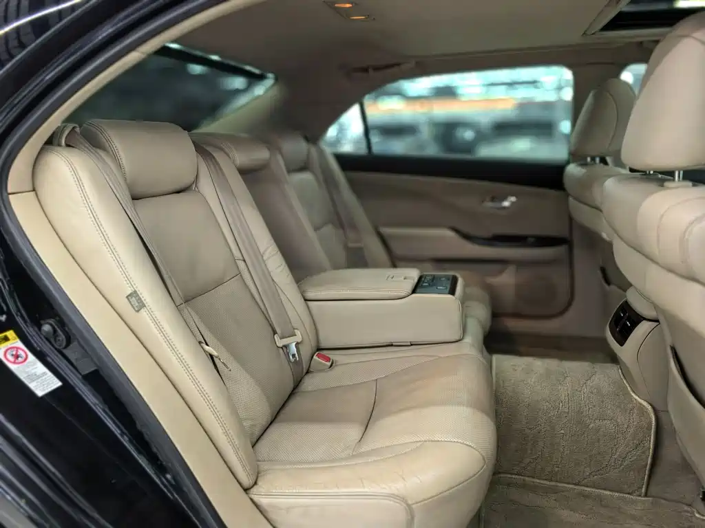 Toyota Toyota Crown 2010 2.5L Royal Leather Sunroof Navigation Edition 2011 - thumbnail 16