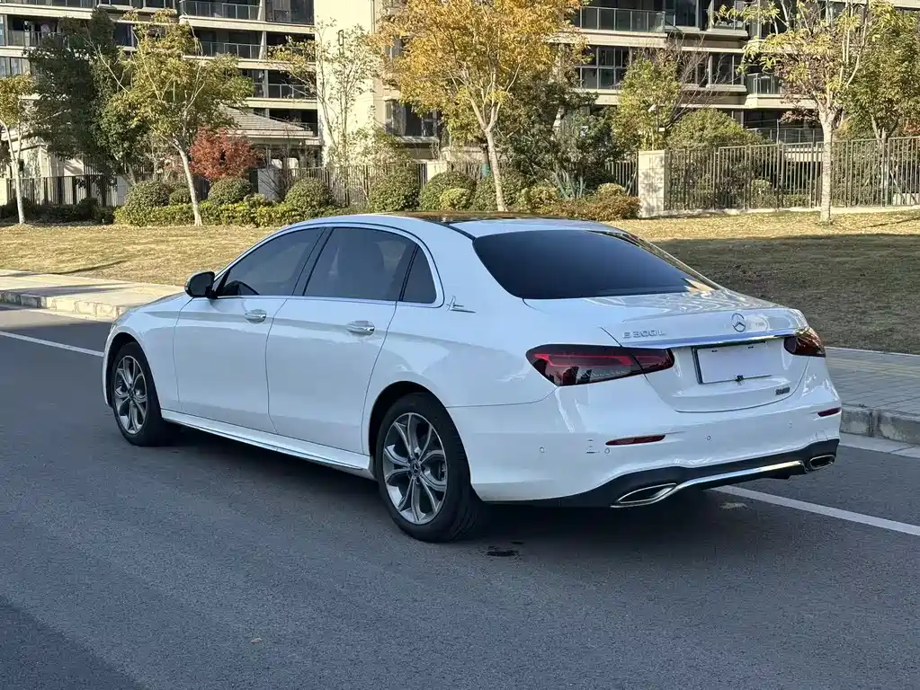 Mercedes-Benz Mercedes-Benz E-Class 2021 Model Year Facelift E 300 L Sport Style 2021 - thumbnail 10