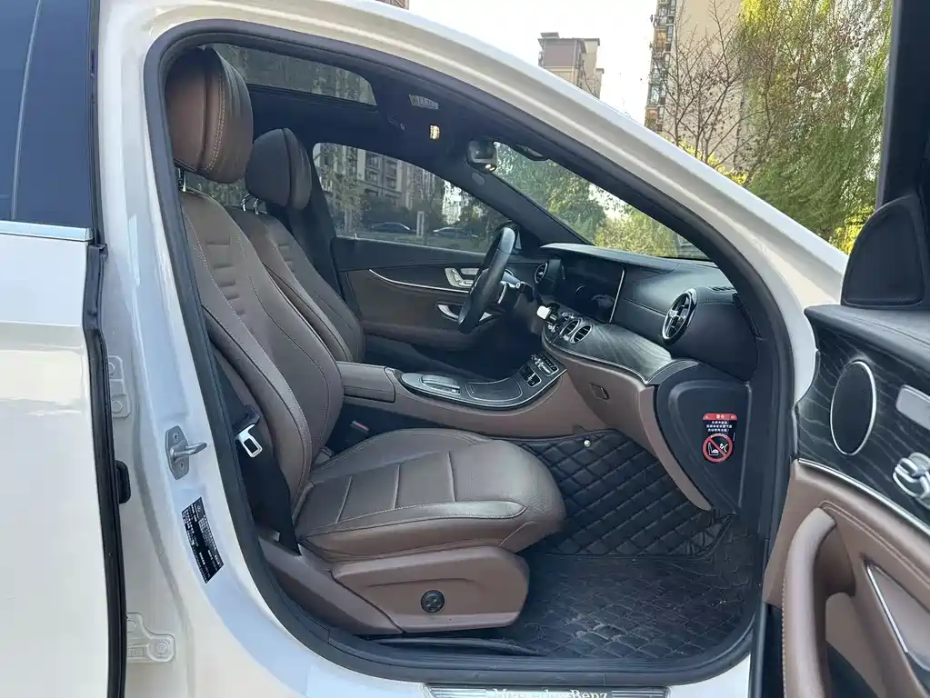 Mercedes-Benz Mercedes-Benz E-Class 2021 Model Year Facelift E 300 L Sport Style 2021 - thumbnail 14