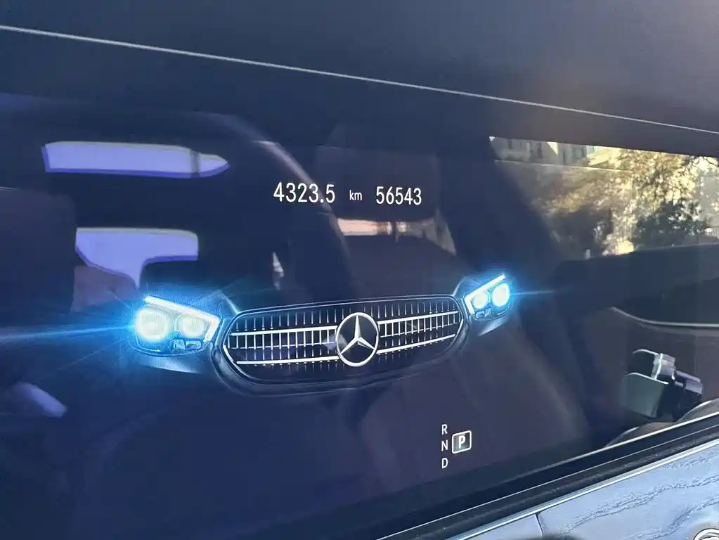 Mercedes-Benz Mercedes-Benz E-Class 2021 Model Year Facelift E 300 L Sport Style 2021 - thumbnail 17