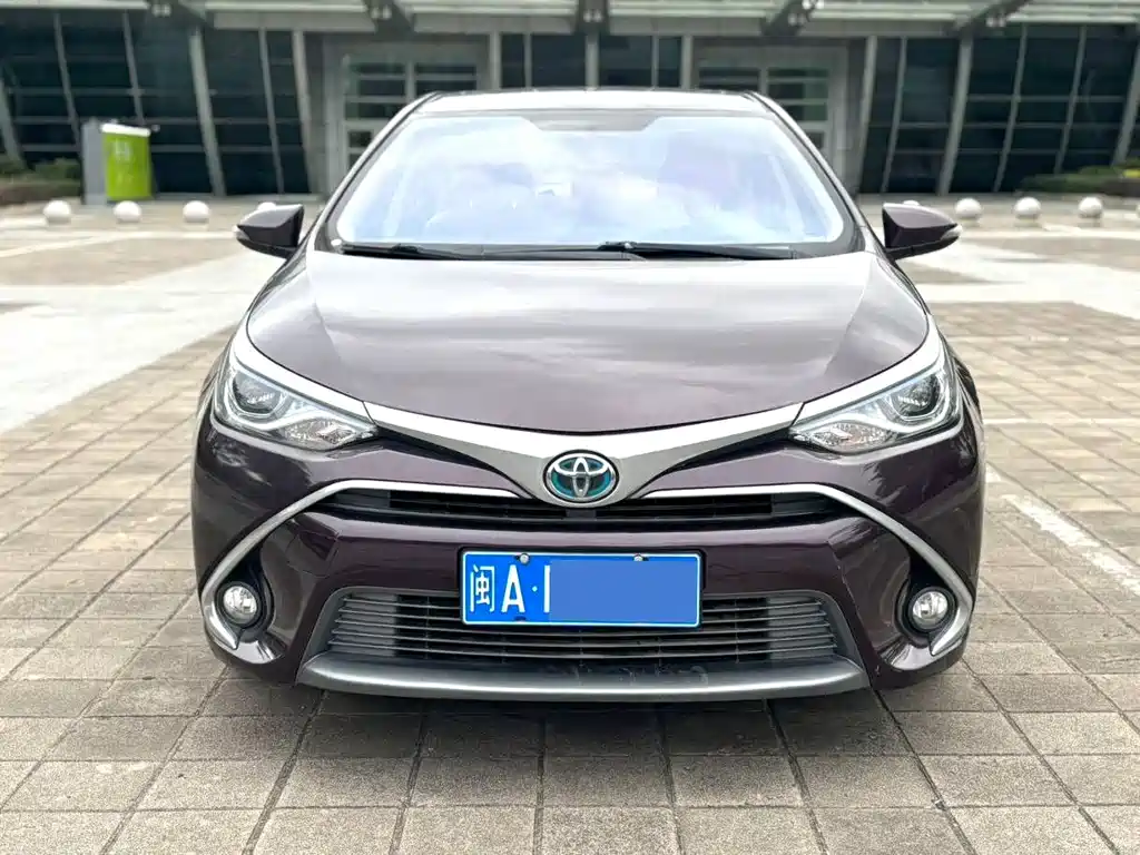 Toyota Toyota Levin 2017 Model Year Facelift Hybrid 1.8H GS E-CVT Premium with Sunroof Edition V 2019 - thumbnail 2
