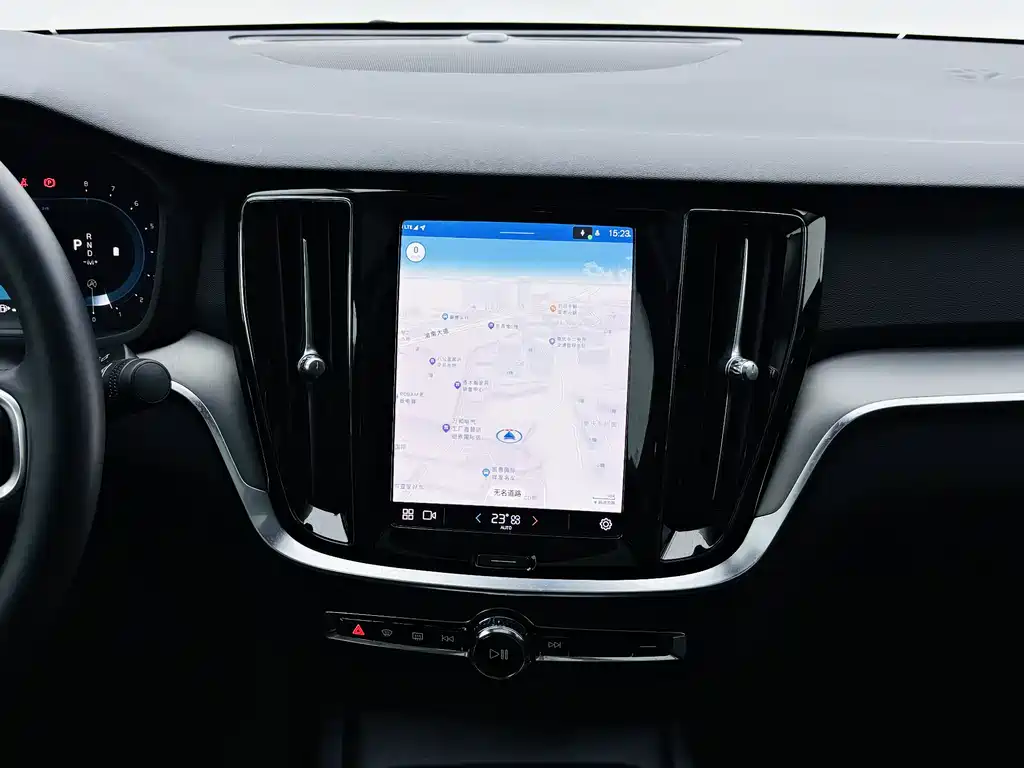Volvo Volvo S60 2023 B4 Momentum Luxury Edition 2023 - thumbnail 9