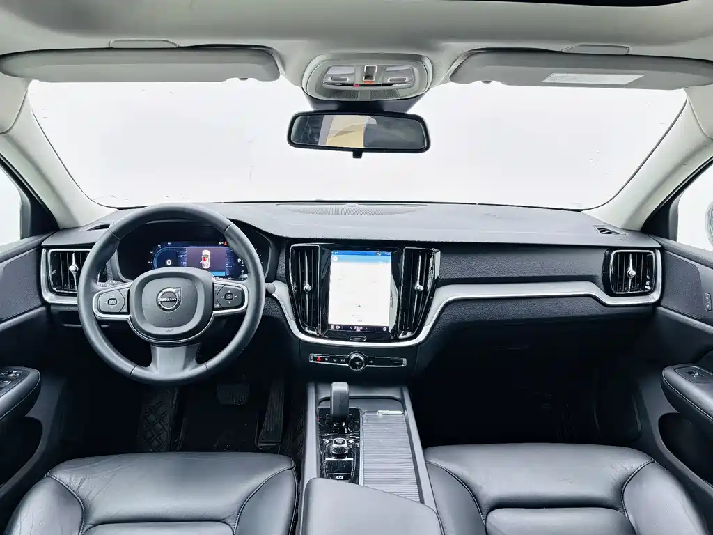 Volvo Volvo S60 2023 B4 Momentum Luxury Edition 2023 - thumbnail 11
