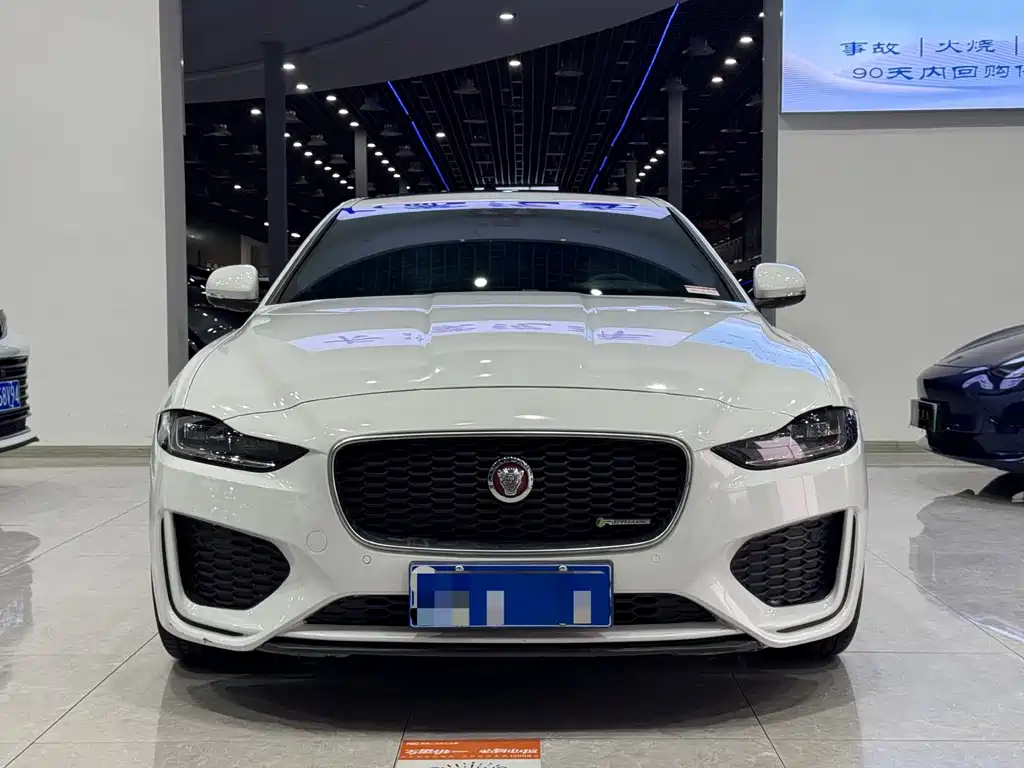 Jaguar Jaguar XEL 2021 2.0T 200PS R-DYNAMIC Youth Sport Edition 2021 - thumbnail 2