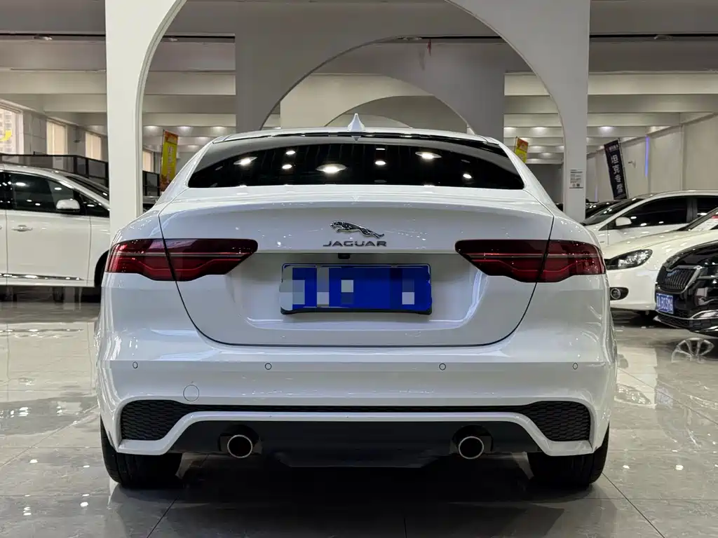 Jaguar Jaguar XEL 2021 2.0T 200PS R-DYNAMIC Youth Sport Edition 2021 - thumbnail 3