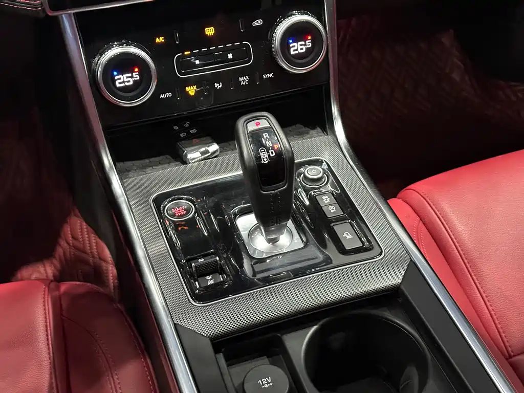 Jaguar Jaguar XEL 2021 2.0T 200PS R-DYNAMIC Youth Sport Edition 2021 - thumbnail 13