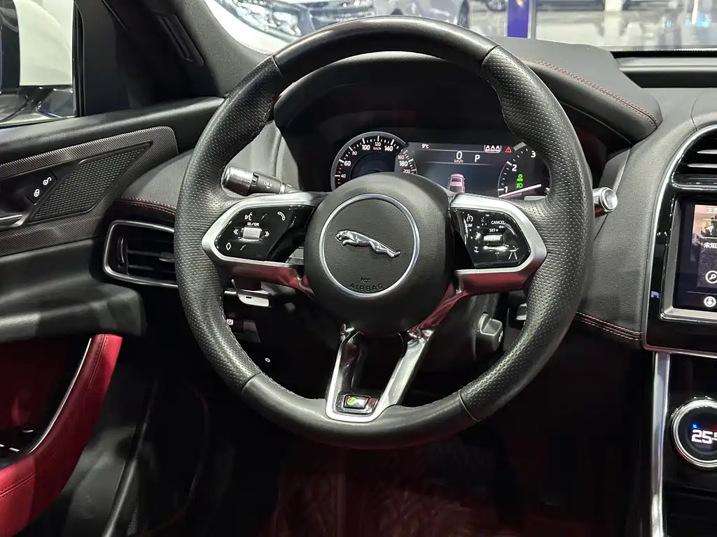 Jaguar Jaguar XEL 2021 2.0T 200PS R-DYNAMIC Youth Sport Edition 2021 - thumbnail 17