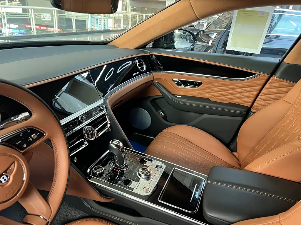 Bentley Bentley Flying Spur 2024 4.0T V8 S 2026 - thumbnail 12