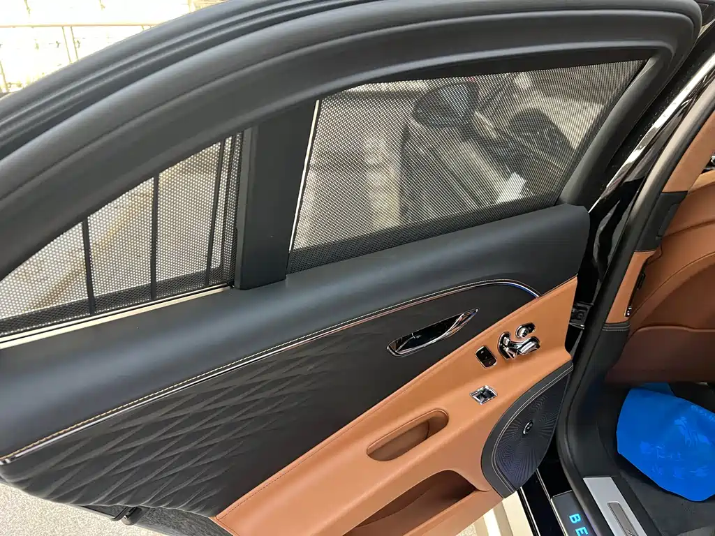 Bentley Bentley Flying Spur 2024 4.0T V8 S 2026 - thumbnail 18