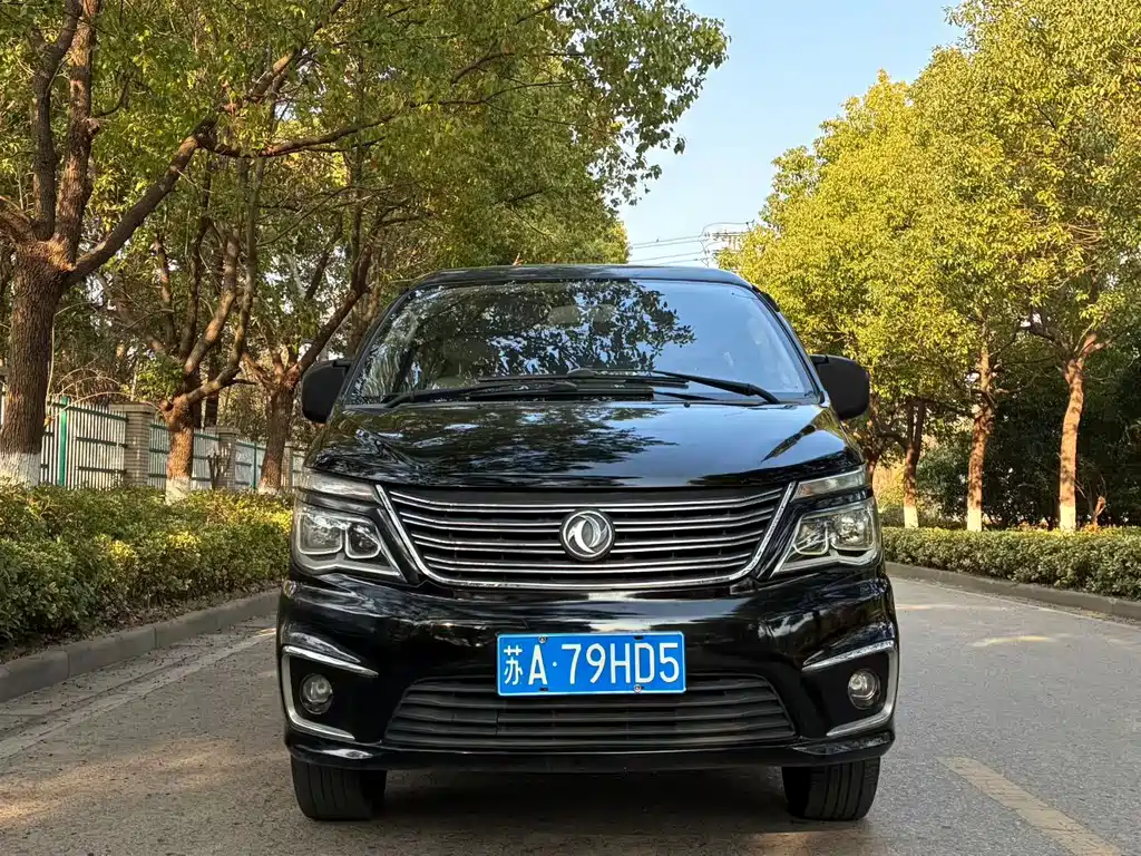Dongfeng Fengxing Lingzhi 2017 M5 1.6L Comfort Edition 2016 - thumbnail 2
