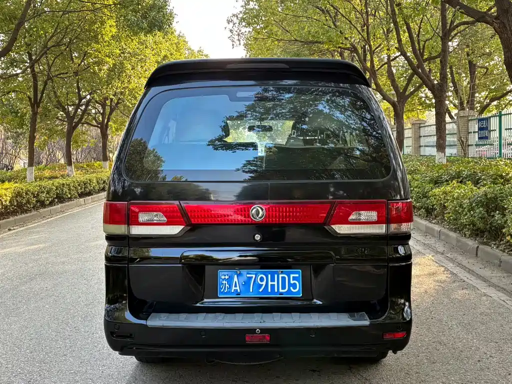 Dongfeng Fengxing Lingzhi 2017 M5 1.6L Comfort Edition 2016 - thumbnail 8