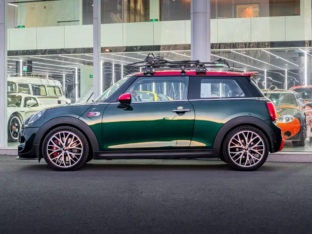 MINI MINI 2018 2.0T COOPER S Classic 2018 - thumbnail 2