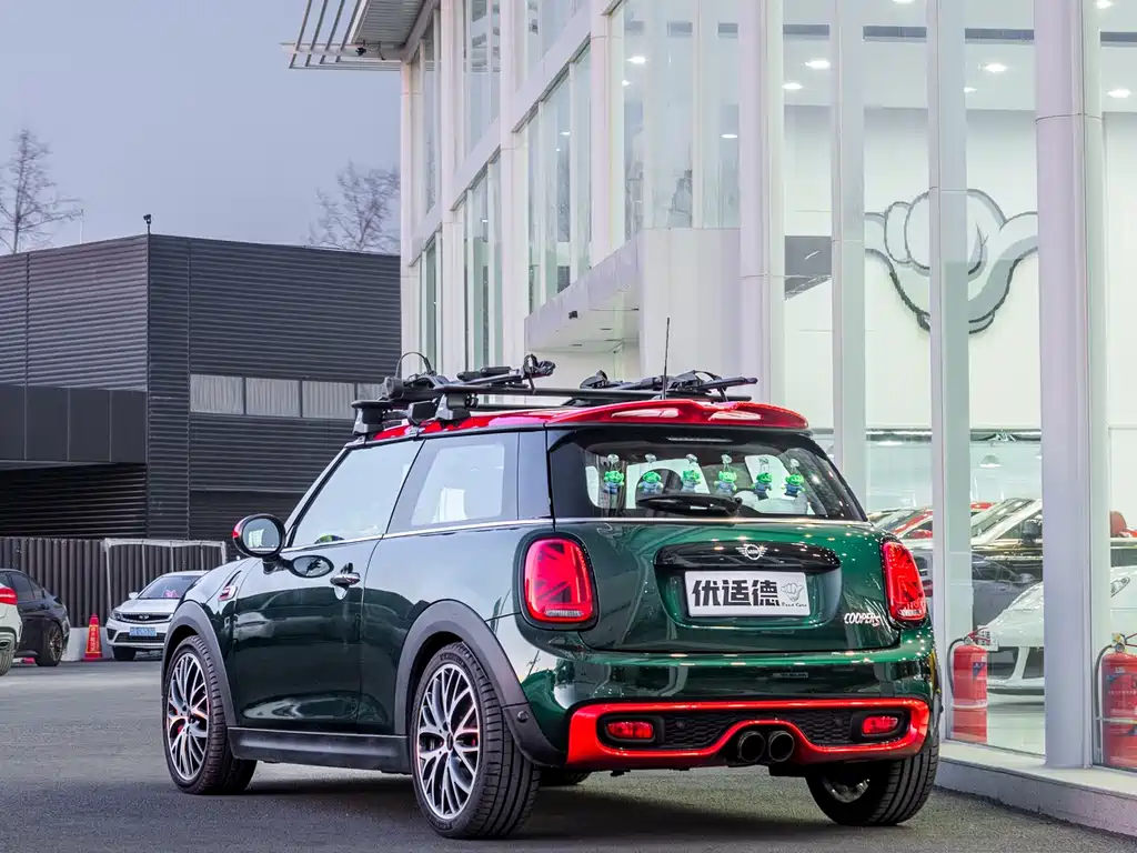 MINI MINI 2018 2.0T COOPER S Classic 2018 - thumbnail 3
