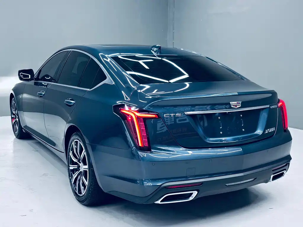 Cadillac Cadillac CT5 2022 28T Luxury (Standard) 2022 - thumbnail 3