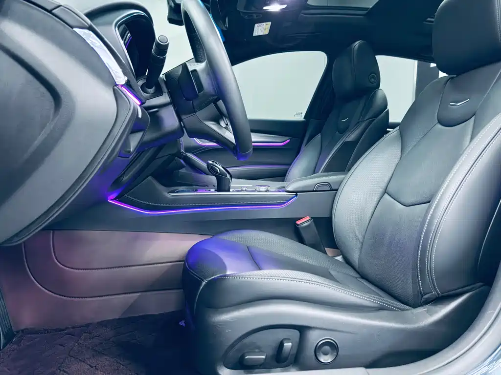 Cadillac Cadillac CT5 2022 28T Luxury (Standard) 2022 - thumbnail 8