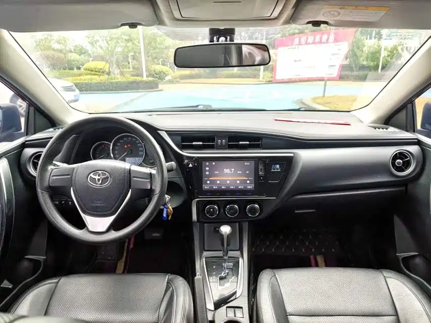 Toyota Corolla 2017 Facelift 1.2T S-CVT GL 2017 - thumbnail 5