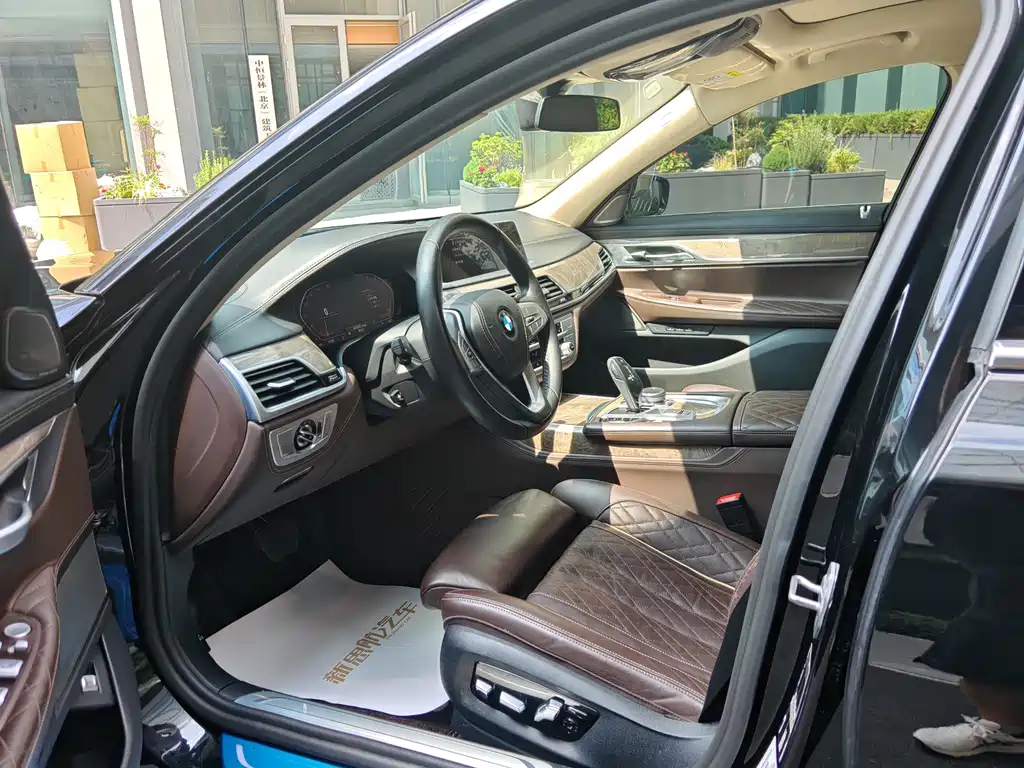 BMW BMW 7 Series 2021 740Li Leading Model Luxury Package 2022 - thumbnail 7