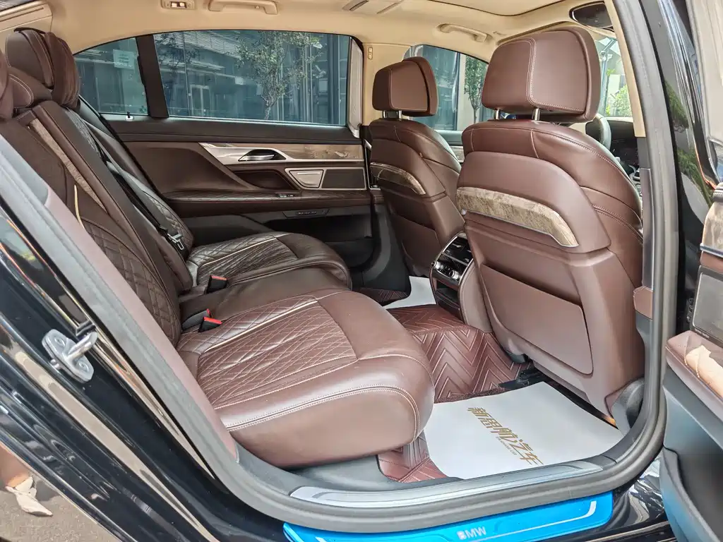 BMW BMW 7 Series 2021 740Li Leading Model Luxury Package 2022 - thumbnail 10