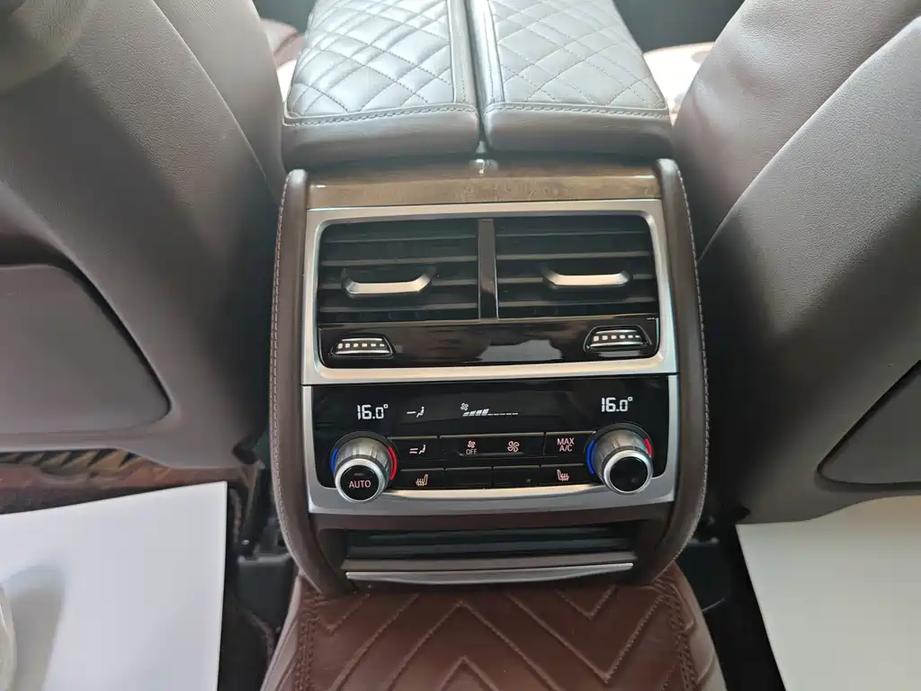 BMW BMW 7 Series 2021 740Li Leading Model Luxury Package 2022 - thumbnail 13