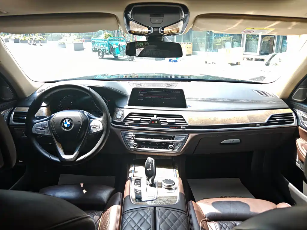 BMW BMW 7 Series 2021 740Li Leading Model Luxury Package 2022 - thumbnail 15