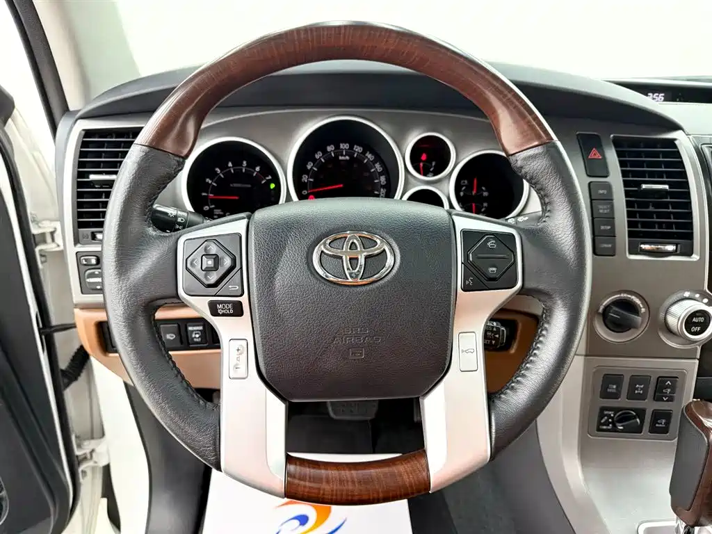 Toyota Toyota Sequoia 2015 5.7L US Specification 2017 - thumbnail 9