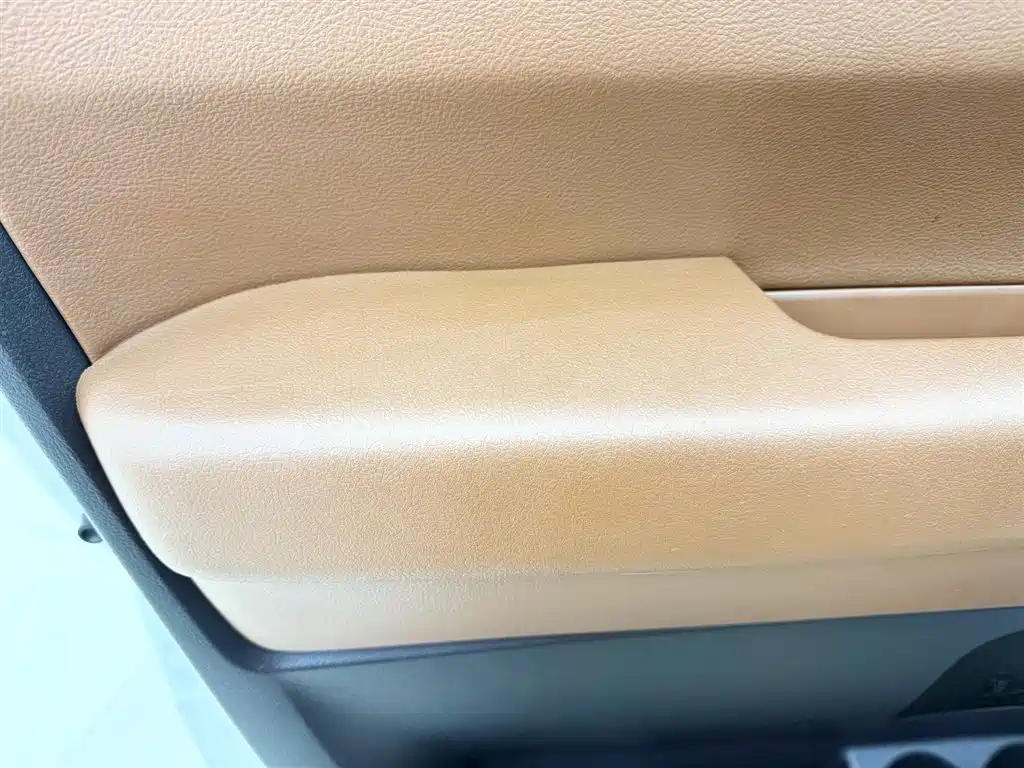 Toyota Toyota Sequoia 2015 5.7L US Specification 2017 - thumbnail 21