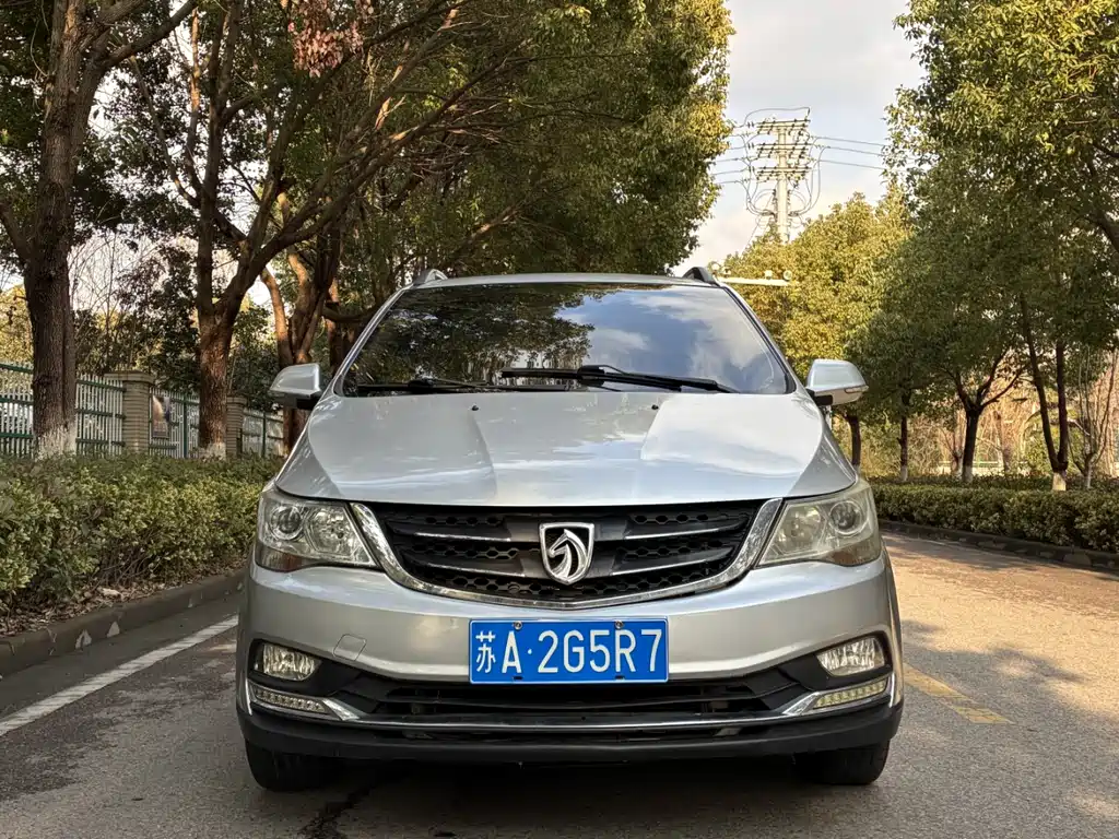 Baojun Baojun 730 2016 1.5L Manual Comfort 7-seater China V 2016 - thumbnail 2