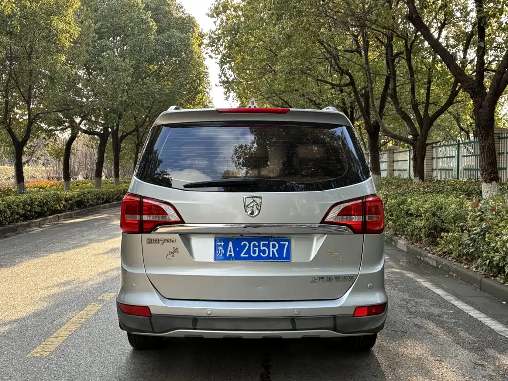Baojun Baojun 730 2016 1.5L Manual Comfort 7-seater China V 2016 - thumbnail 4