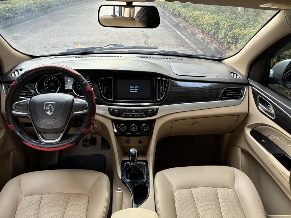 Baojun Baojun 730 2016 1.5L Manual Comfort 7-seater China V 2016 - thumbnail 7