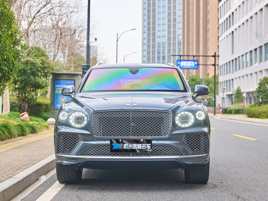 Bentley Bentayga 2021 4.0T V8 2021 - thumbnail 2