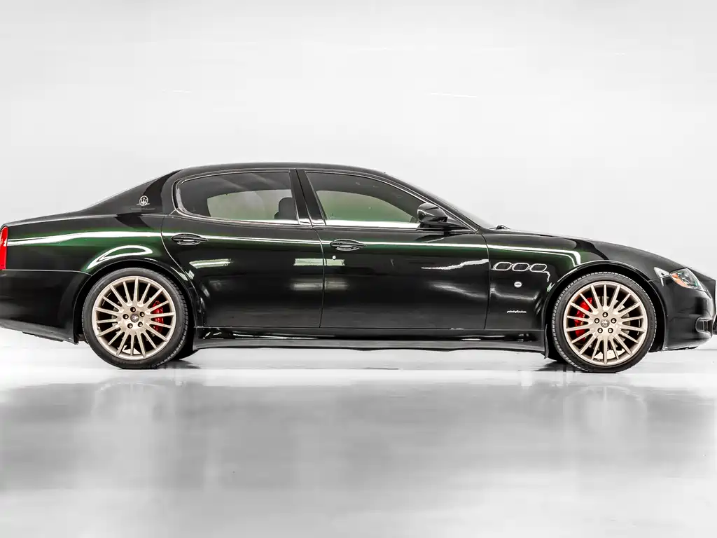 Maserati Chrysler 300C 2010 4.7L Sport Edition 2010 - thumbnail 4