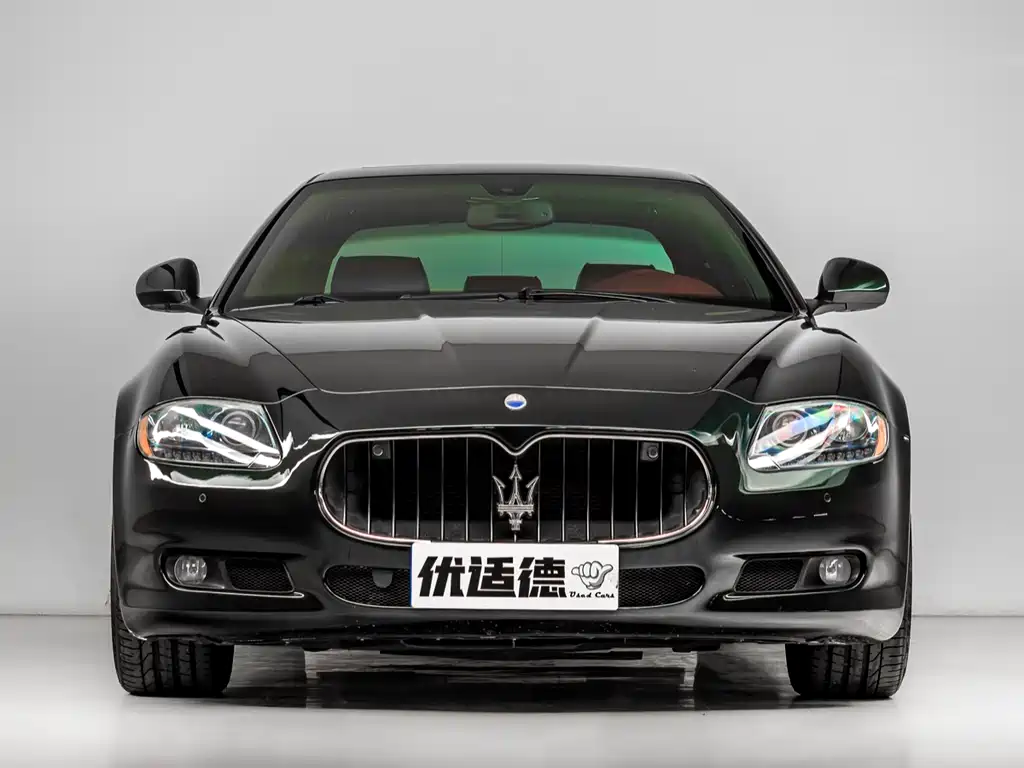 Maserati Chrysler 300C 2010 4.7L Sport Edition 2010 - thumbnail 7