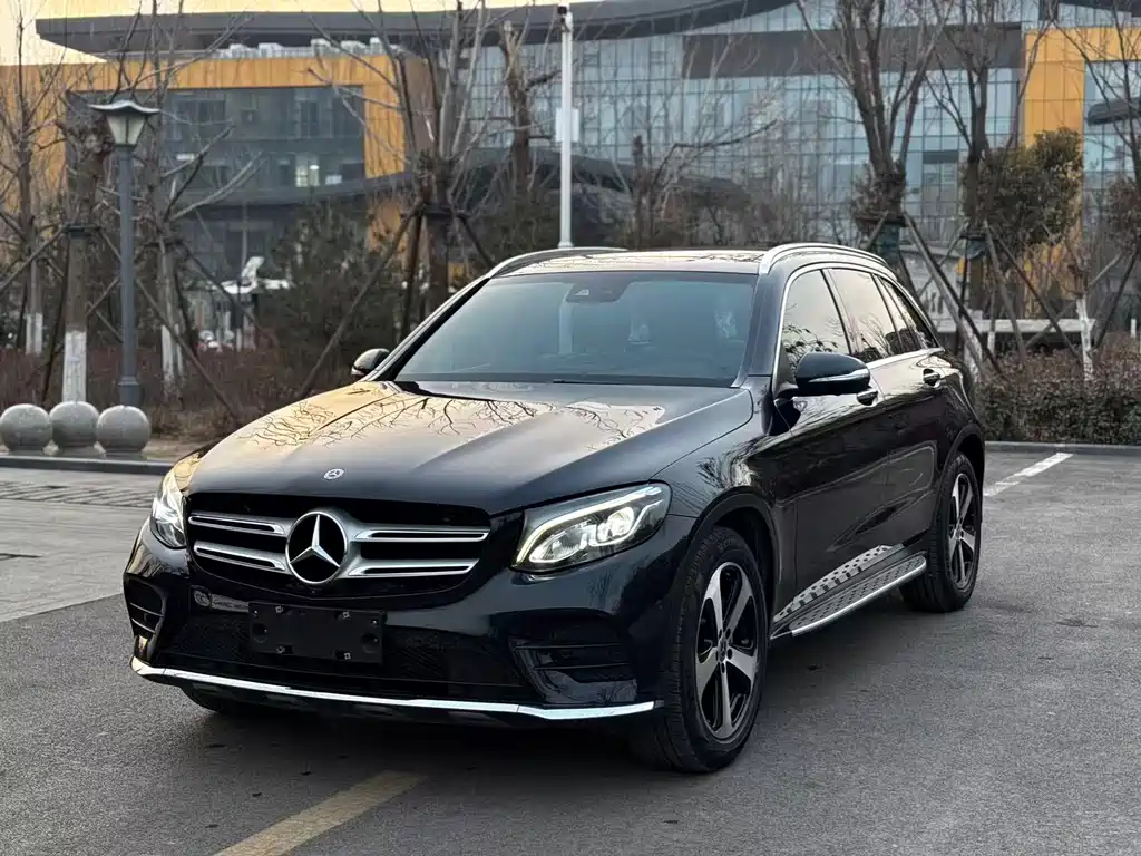 Mercedes-Benz Mercedes-Benz GLC 2019 GLC 260 L 4MATIC Luxury 2019