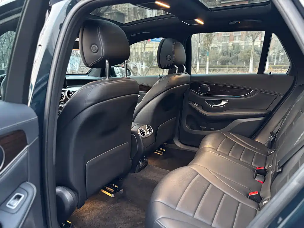 Mercedes-Benz Mercedes-Benz GLC 2019 GLC 260 L 4MATIC Luxury 2019 - thumbnail 6