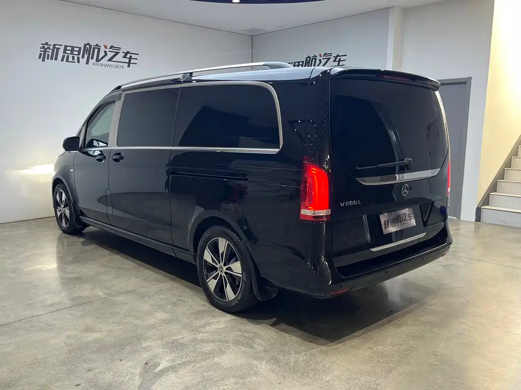 Mercedes-Benz Mercedes-Benz V-Class 2021 V 260 L Long Wheelbase Premium Edition 2022 - thumbnail 7