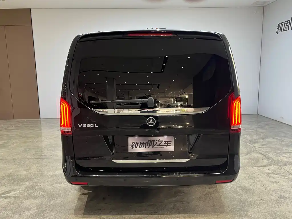 Mercedes-Benz Mercedes-Benz V-Class 2021 V 260 L Long Wheelbase Premium Edition 2022 - thumbnail 8