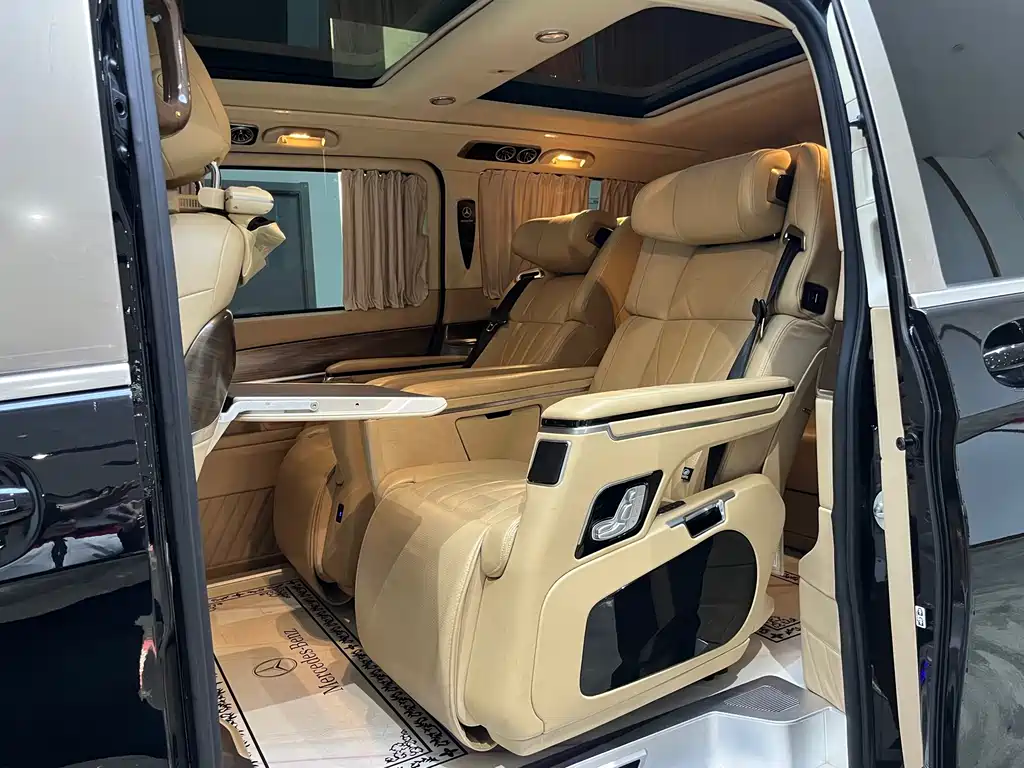 Mercedes-Benz Mercedes-Benz V-Class 2021 V 260 L Long Wheelbase Premium Edition 2022 - thumbnail 12