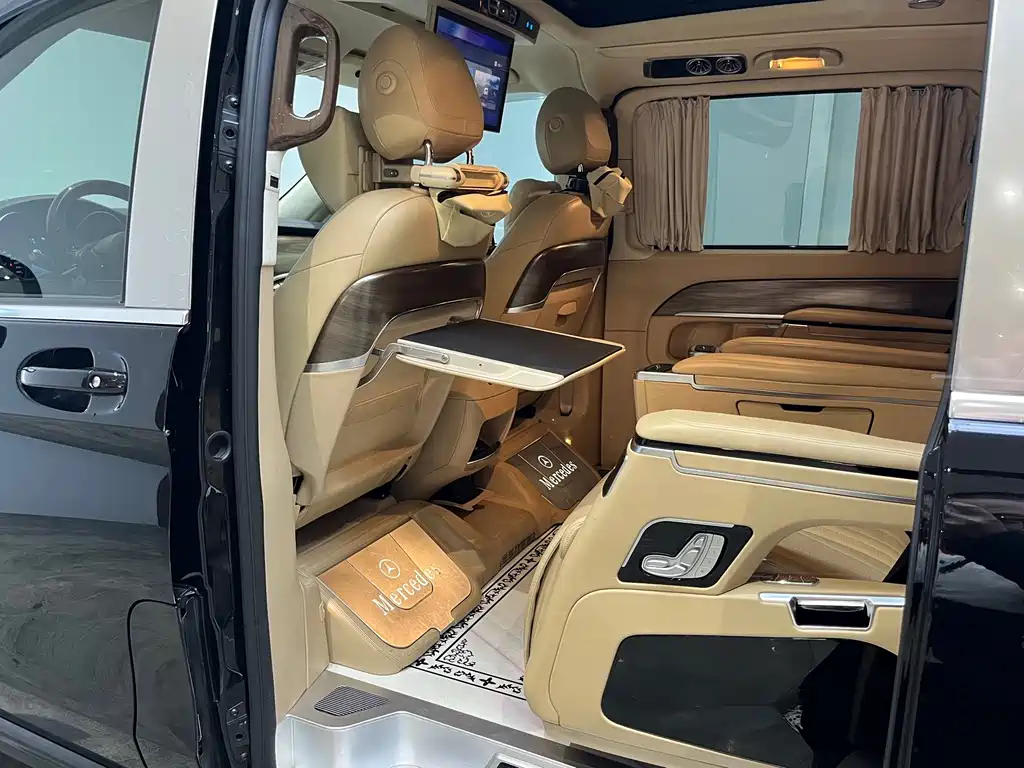 Mercedes-Benz Mercedes-Benz V-Class 2021 V 260 L Long Wheelbase Premium Edition 2022 - thumbnail 13