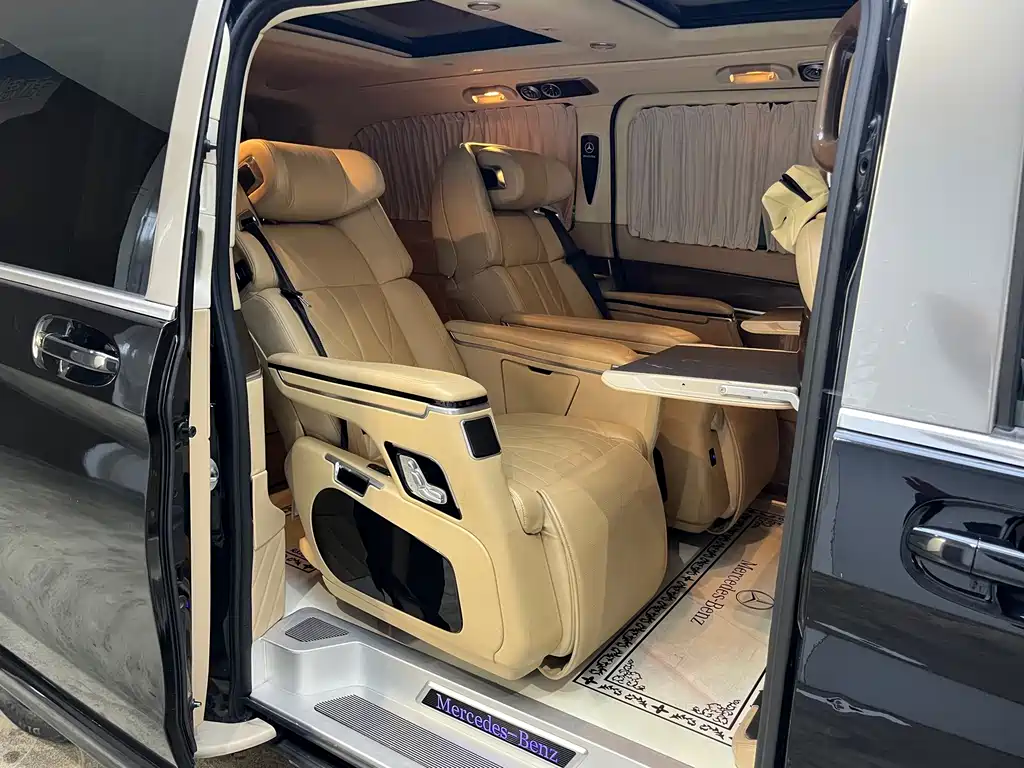 Mercedes-Benz Mercedes-Benz V-Class 2021 V 260 L Long Wheelbase Premium Edition 2022 - thumbnail 16